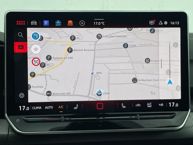 Golf VIII 1.5 eTSI DSG R-Line HUD/AHK/Kamera/ACC