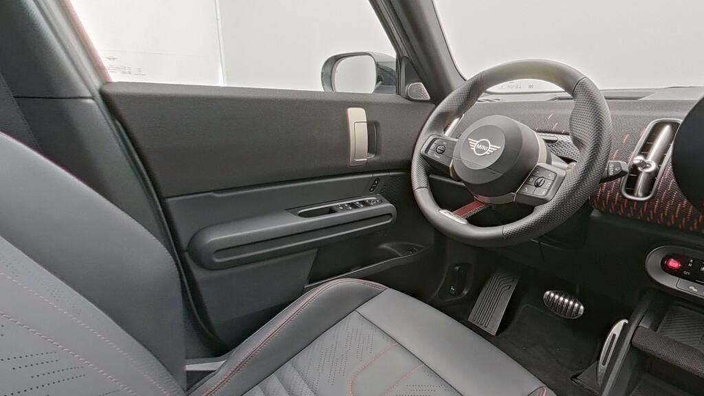 MINI John Cooper Works Countryman - Bild 10