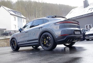 Porsche Cayenne Turbo E-Hybrid Coupé GT-Paket**EXPORT**