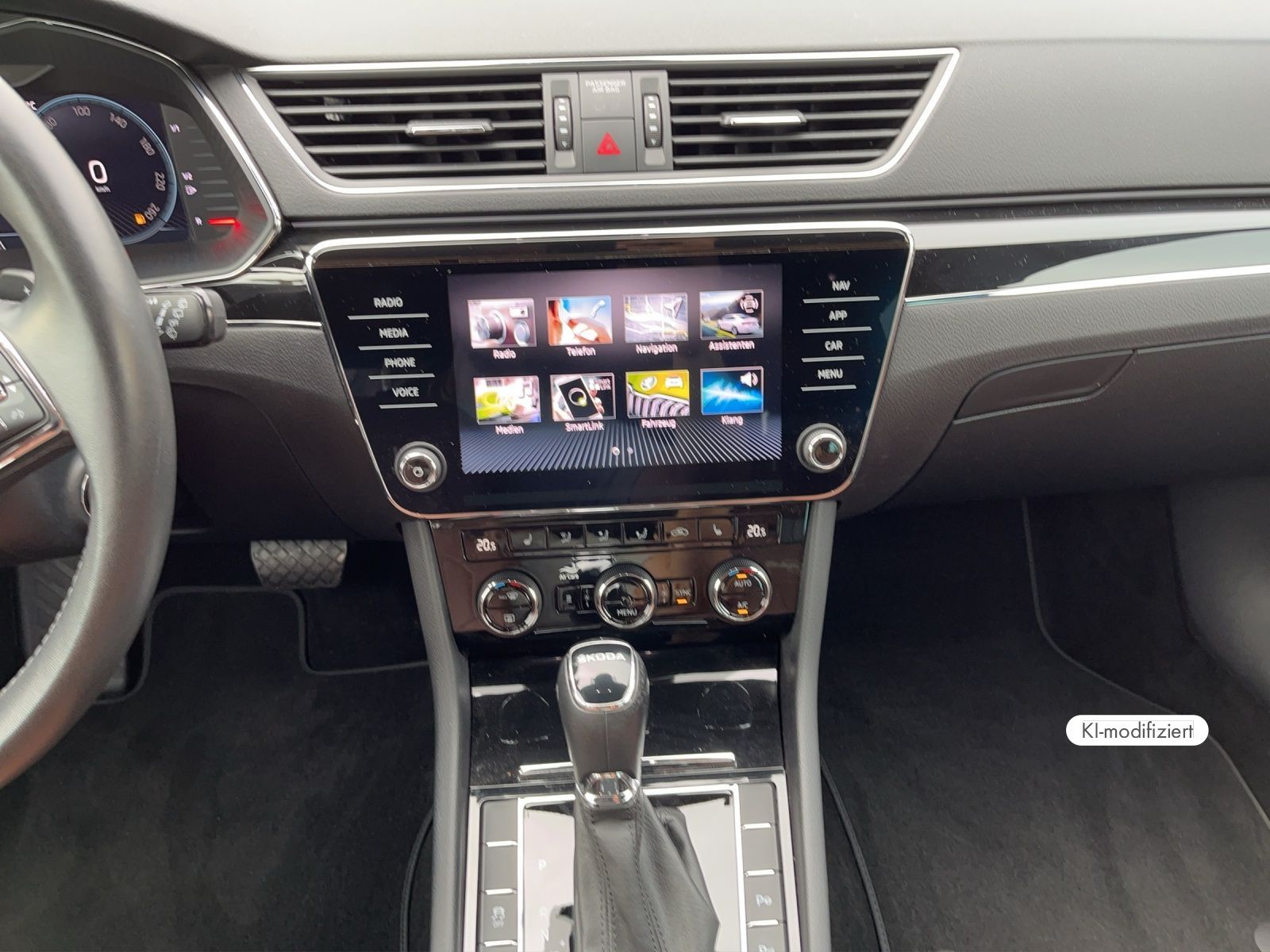 Skoda Superb - Bild 11