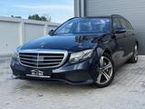 Mercedes-Benz E 350 d E -Klasse T-Modell*WIDESCREEN*HEAD-UP* - Mercedes-Benz E 350 mit Diesel-Antrieb: Stoff, Kombi