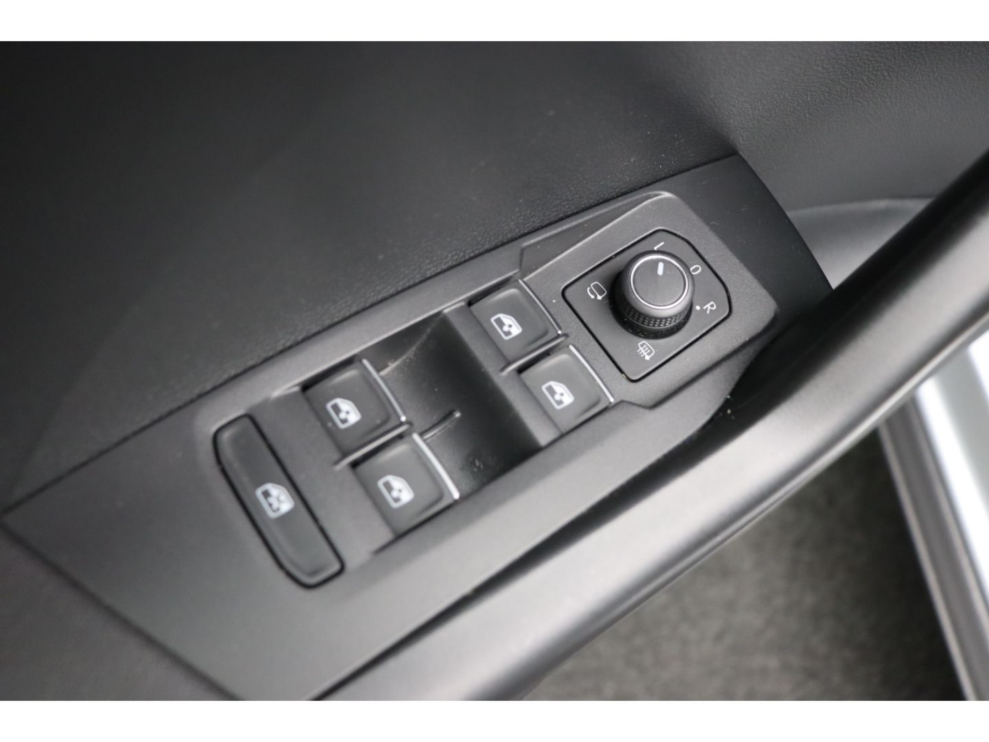 Fahrzeugabbildung Volkswagen T-Cross Style ACC LED NAVI Kamera