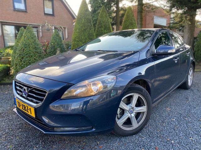 Volvo V40 1.6 T3 KINETIC klima NAVI, AHK VOLLEDIGE OND