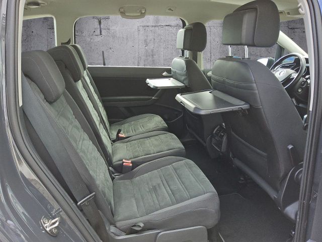 Touran 1.6TDI Aut. Comfortline AHK Navi ACC