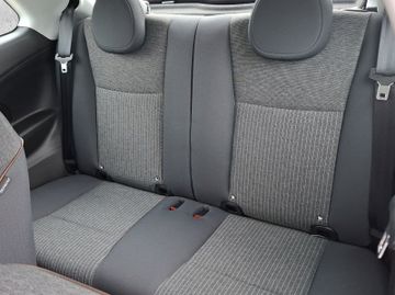 Fiat 500 e Icon KeyLess+Navi+SHZ+LM+SoundSys+SpurH