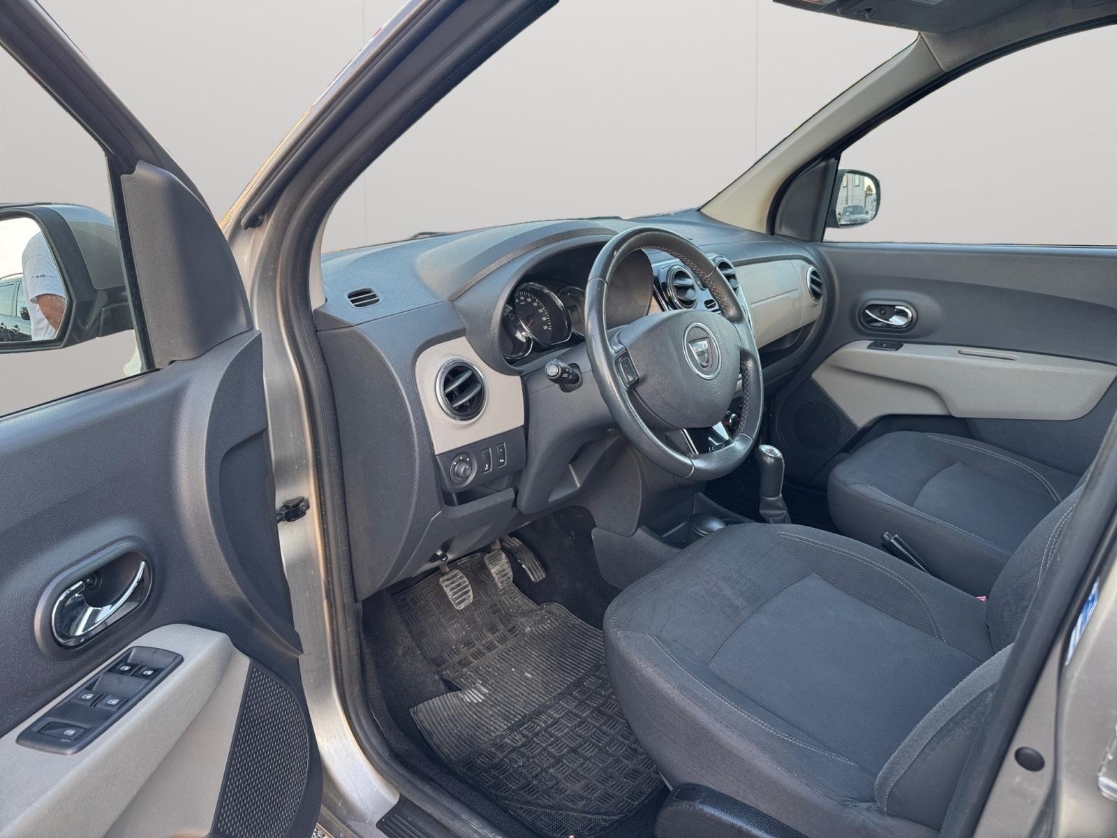Dacia Lodgy 2013 — photo 8