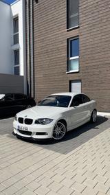 BMW 118d Coupé E82 - BMW mit Diesel-Antrieb: Coupe, Sitzheizung, 1.8