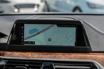 Fahrzeugabbildung BMW 530 e Luxury Line |LEDER|PDC|LED|NAVI|SHZ