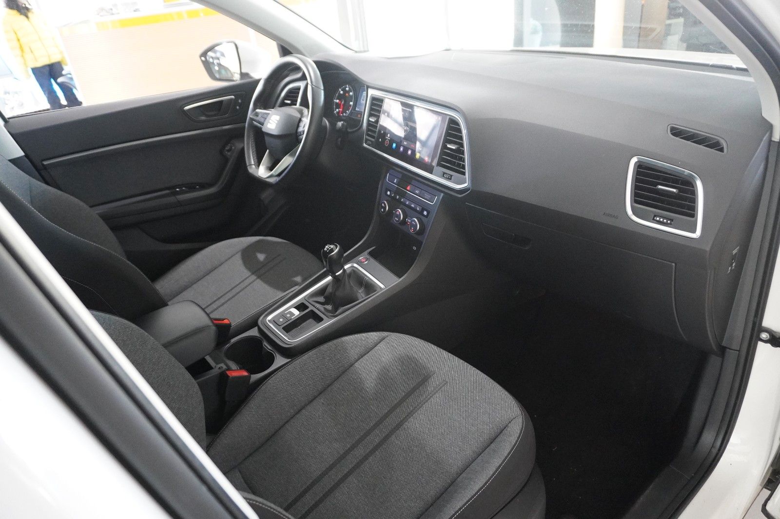 Fahrzeugabbildung SEAT Ateca 2.0 TDI STYLE NAVI/LED/SHZ/TEMP./PDC/DAB+