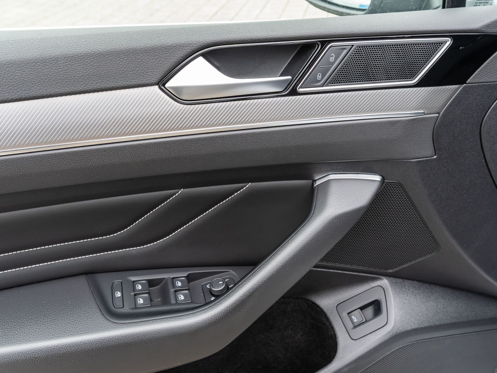 Volkswagen Passat Variant - Bild 11