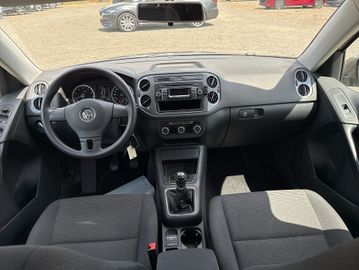 Volkswagen Tiguan - 6