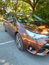 Toyota Avensis 2,0-l-D-4D Business Ed. Touring Spor... - Toyota Avensis in Wuppertal