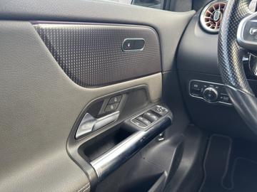صورة مصغرة 12 لـ 2021 Mercedes-BENZ EQA