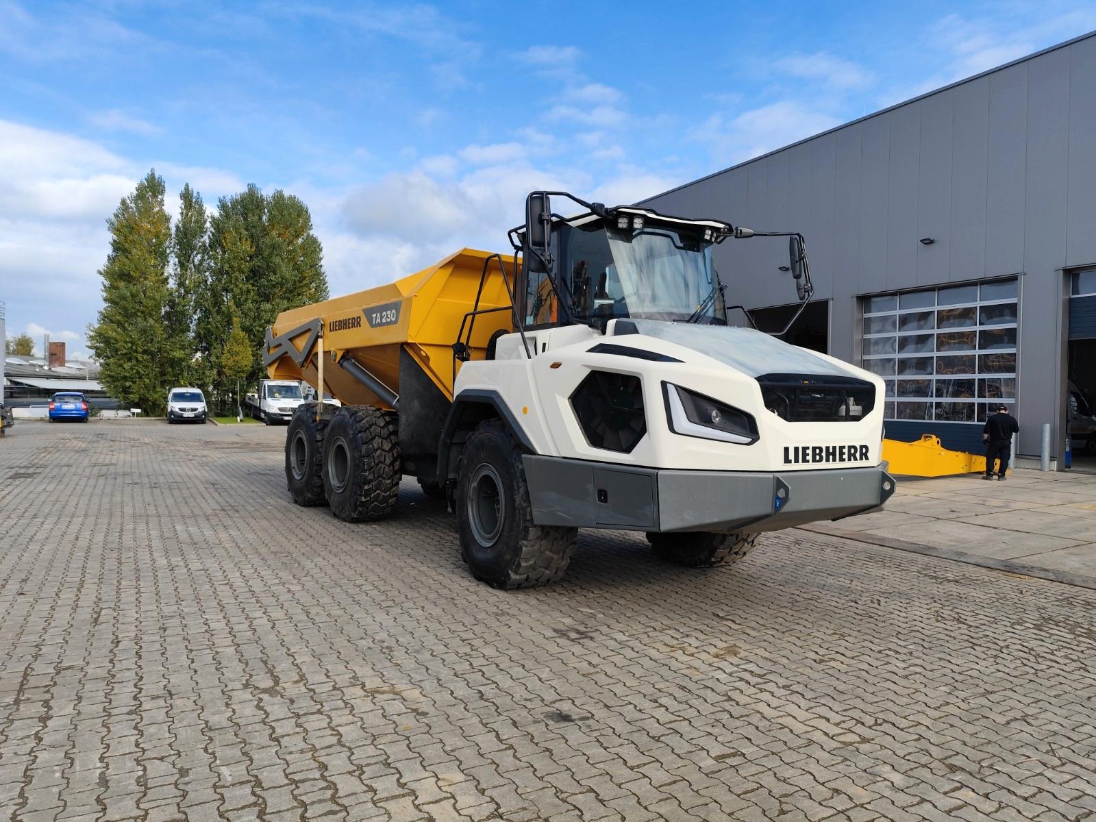 Liebherr Dumper TA230