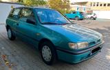 Nissan Sunny 1.4 - Nissan Sunny mit Benzin-Antrieb