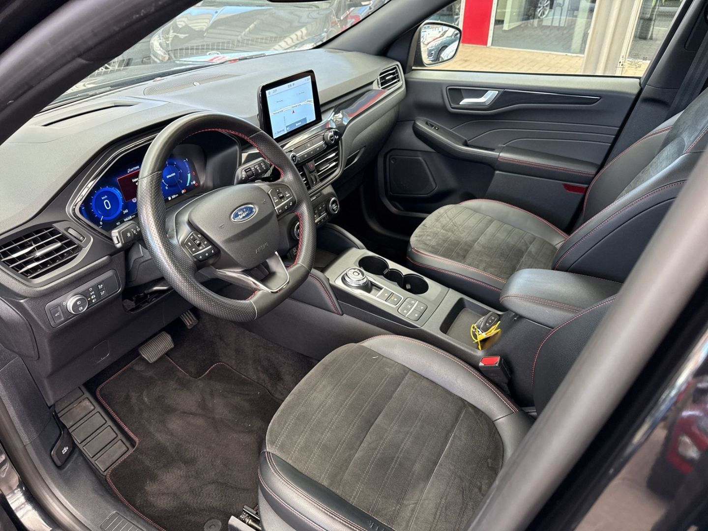 Fahrzeugabbildung Ford Kuga ST-Line X AHK schwenkb.Panorama-Schiebedach