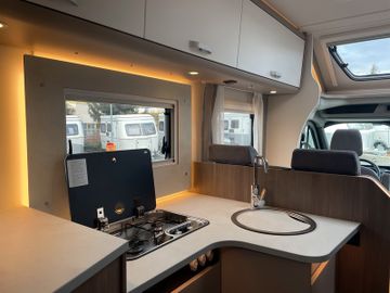 Carado T 338 Edition AUTOMATIK OHNE Hubbett NAVI XENON