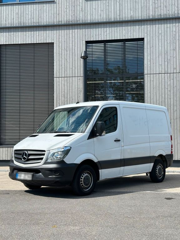 Image of Mercedes-Benz Sprinter