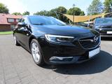 Opel Insignia - Opel Insignia mit Benzin-Antrieb: Standheizung, Kombi