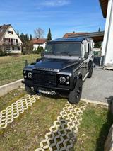 Land Rover Defender 110 TD4 Station Wagon SE SE - Land Rover Defender mit Diesel-Antrieb: Station Wagon Se