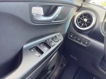 Hyundai Kona Elektro Select 2WD 64kWh *ACC*LED*SITZHEIZ*