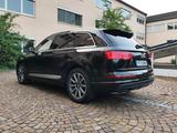 Audi Q7 3.0 TDI 3x S-Line - Audi Q7 Gebrauchtwagen in München
