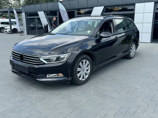 Volkswagen Passat Variant Trendline 1.6TDI/BMT/TEMPO/SHZ