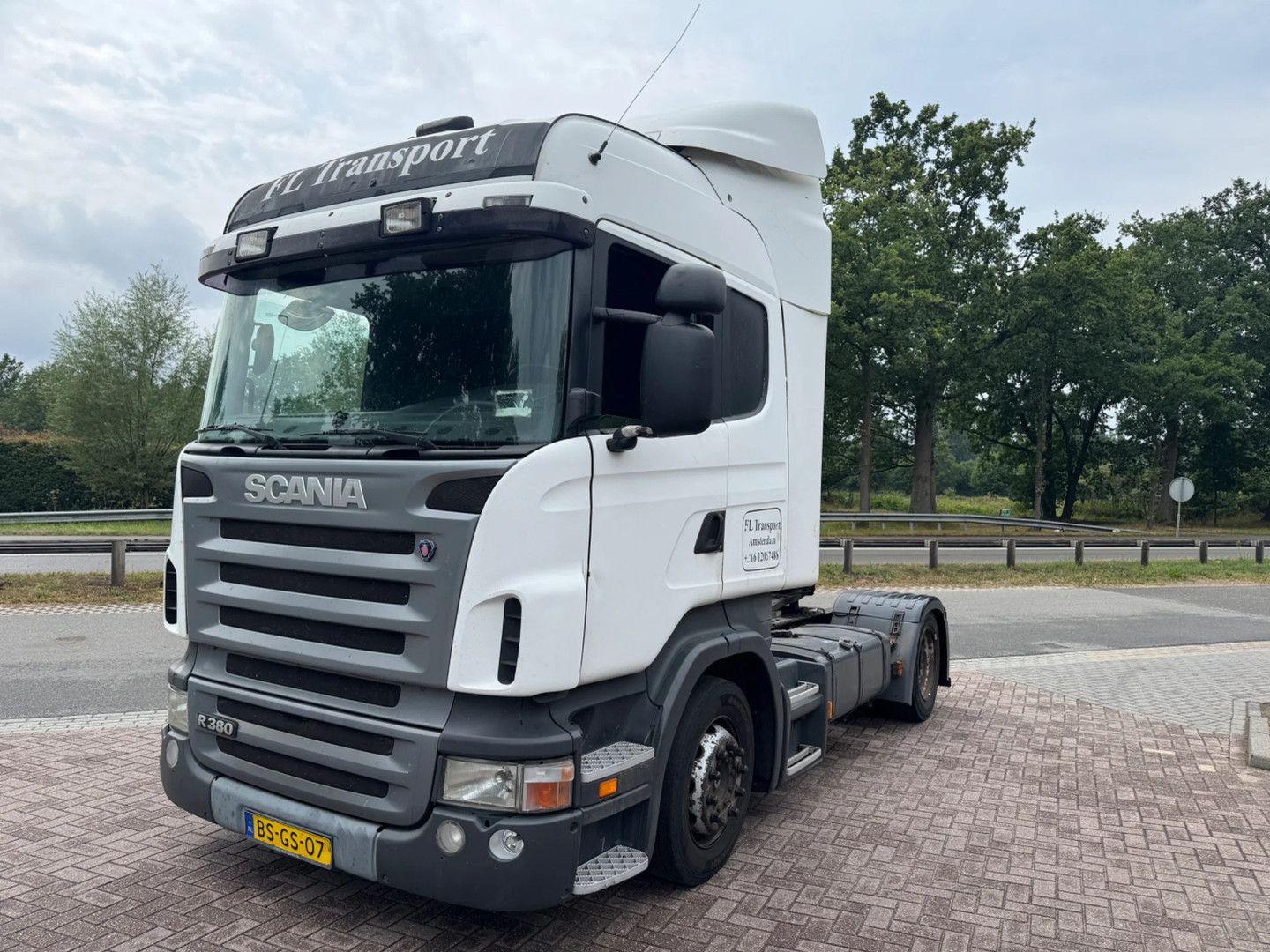 Scania R380 Low deck. Hefschotel.