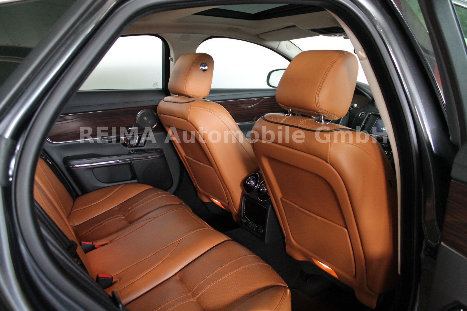 Fahrzeugabbildung Jaguar XJ Premium Luxury 3.0 V6 Diesel, LED, Meridian