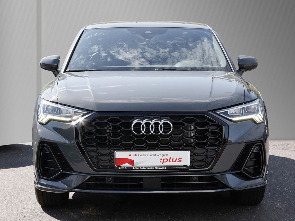 Audi Q3 Sportback 45 TFSI e S line Interieuer LED imagem 3