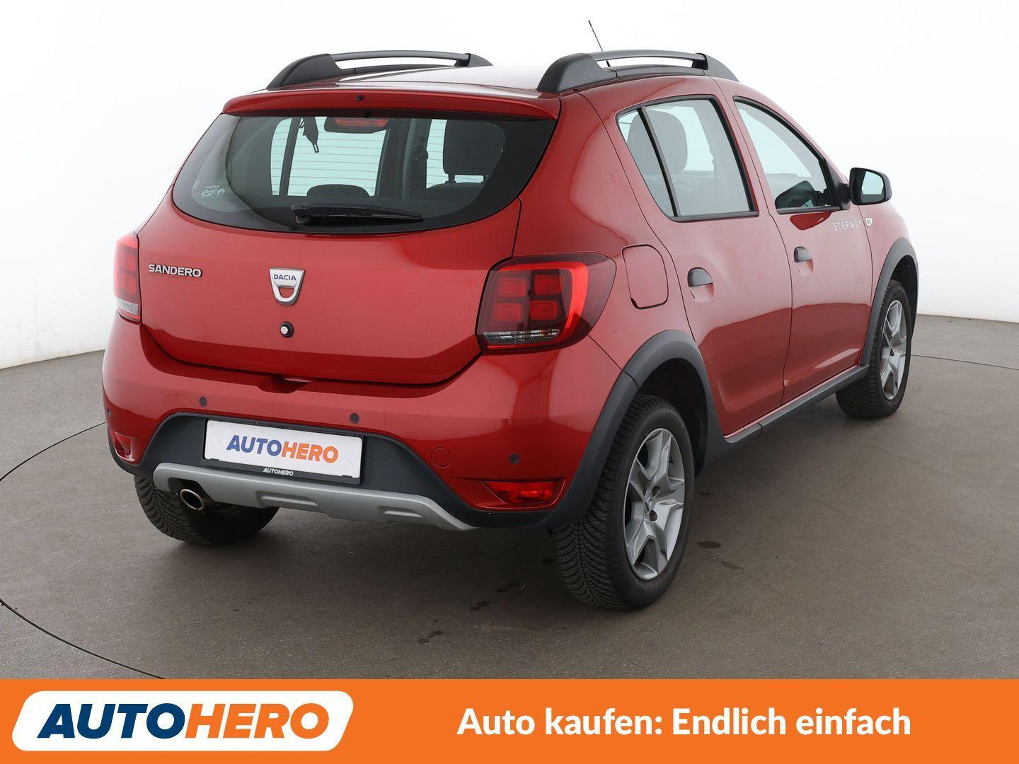 Dacia Sandero 0.9 TCe Stepway Celebration Aut.*NAVI*