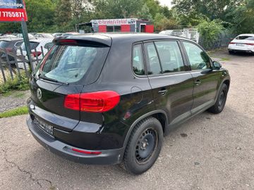 Volkswagen Tiguan - 6
