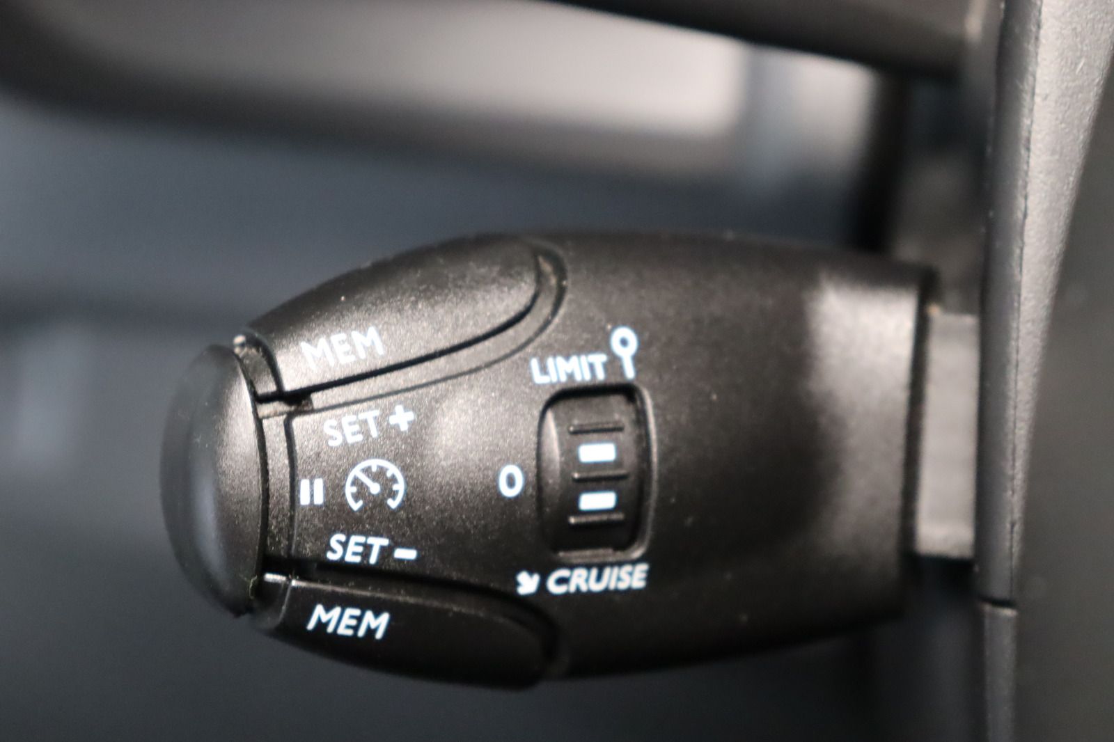 Fahrzeugabbildung Citroën Jumpy Kasten JMY Club L2H1 * el. Schiebetür *
