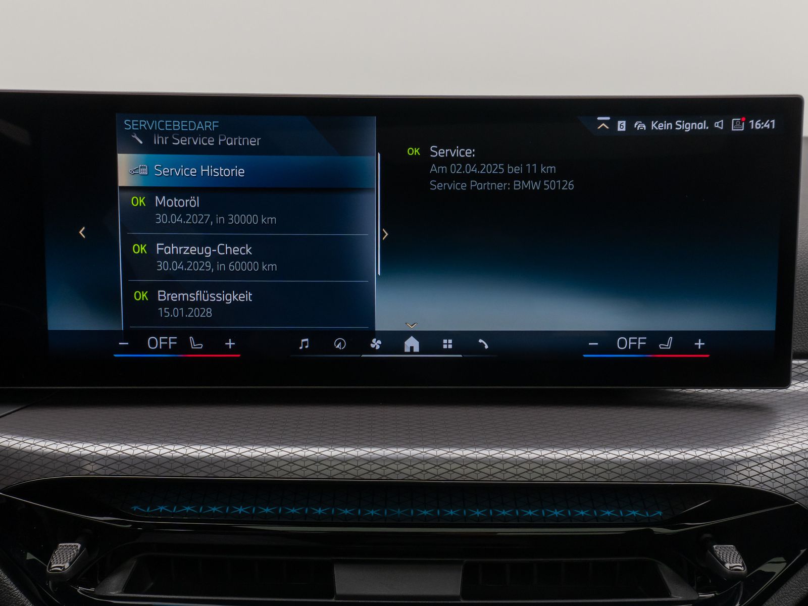 Fahrzeugabbildung BMW 330e M Sport Panorama 360°HUD DAB H/K AHK ACC