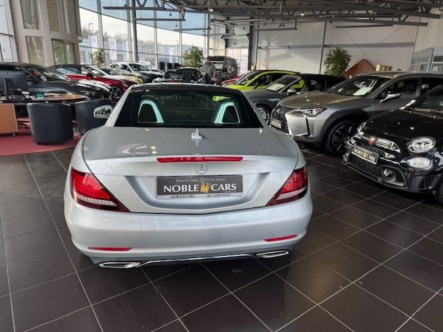 Fahrzeugabbildung Mercedes-Benz SLC 300 Roadster PANO NAVI ALU