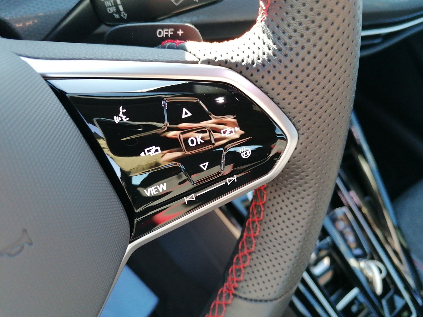 Golf VIII GTI Clubsport PANO+MATRIX+Akrapovic+