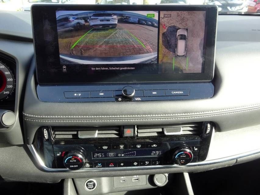 Fahrzeugabbildung Nissan X-Trail 1.5 VC-T MHEV Automatik  N-Connecta