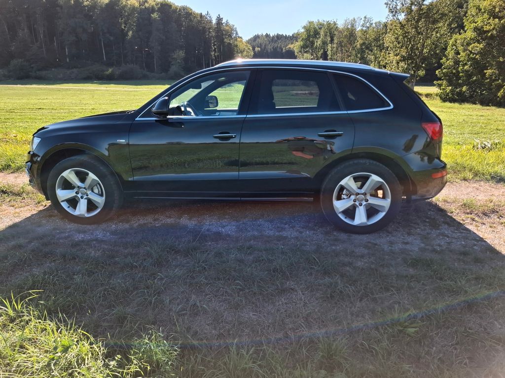 Image of Audi Q5
