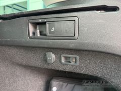 VW Passat Variant 2.0 TDI Business 4Motion Navi LED