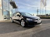 Volkswagen GOLF VII GTI 2.0 BMT +AHK+NAVI+PDC VORNE&HINTEN - gebrauchte Limousinen in Esslingen