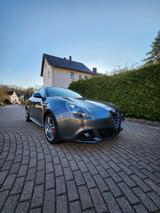 Alfa Romeo Quadrifoglio/NEUER MOTOR/Scheckheft/Top gepflegt - Alfa Romeo: Quadrifoglio