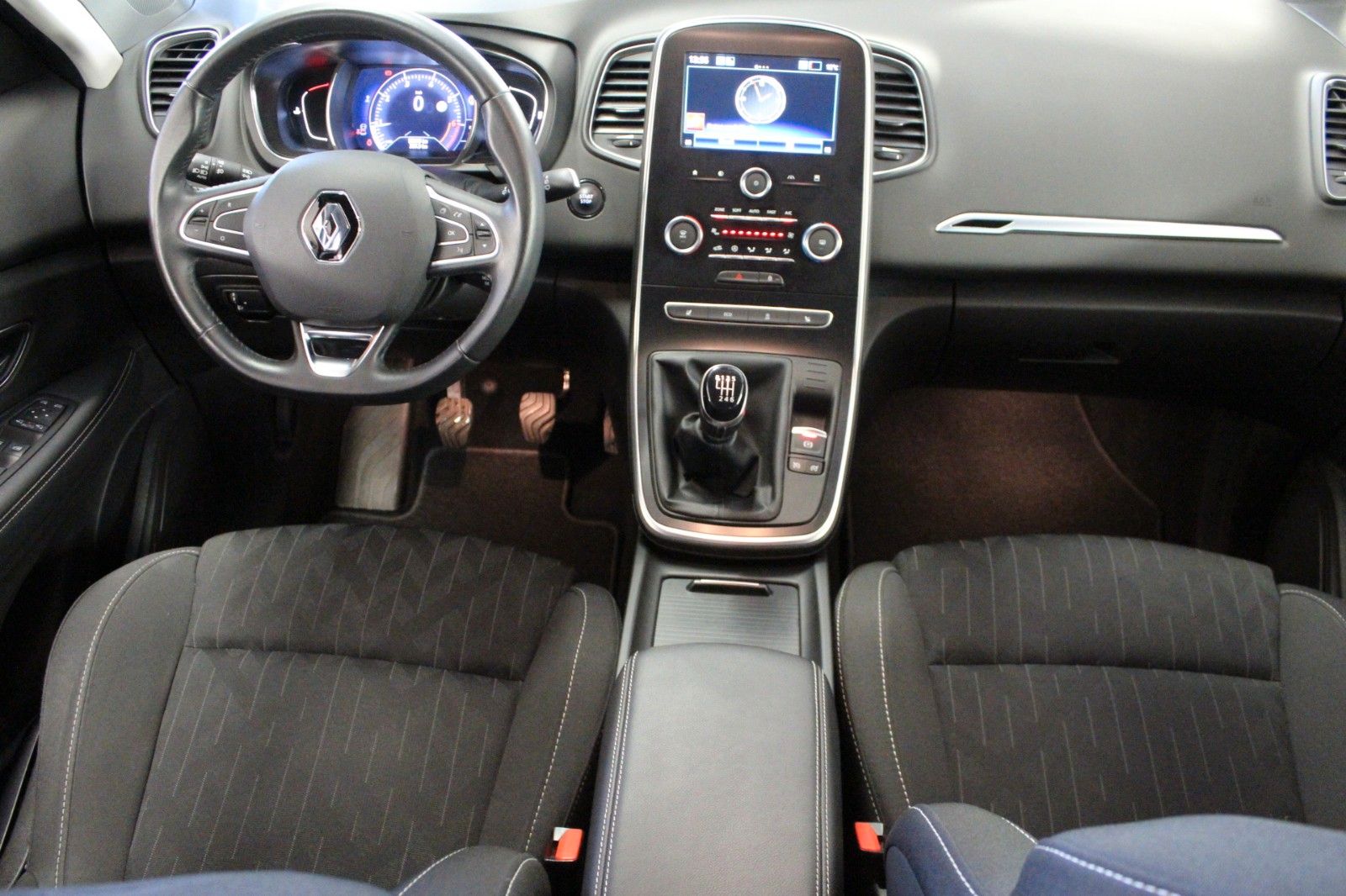 Fahrzeugabbildung Renault Scenic TCe 140Limited Edition*Sitzhzg*AHK*