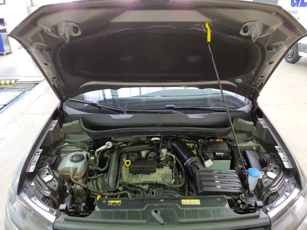 Volkswagen T-Cross Life Active 1.0 TSI 70kW 5-Gang 4 Türen