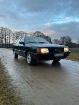 Audi 100 Avant Typ 44 2,3L Oldtimer - Audi 100: Kombi, 2.3