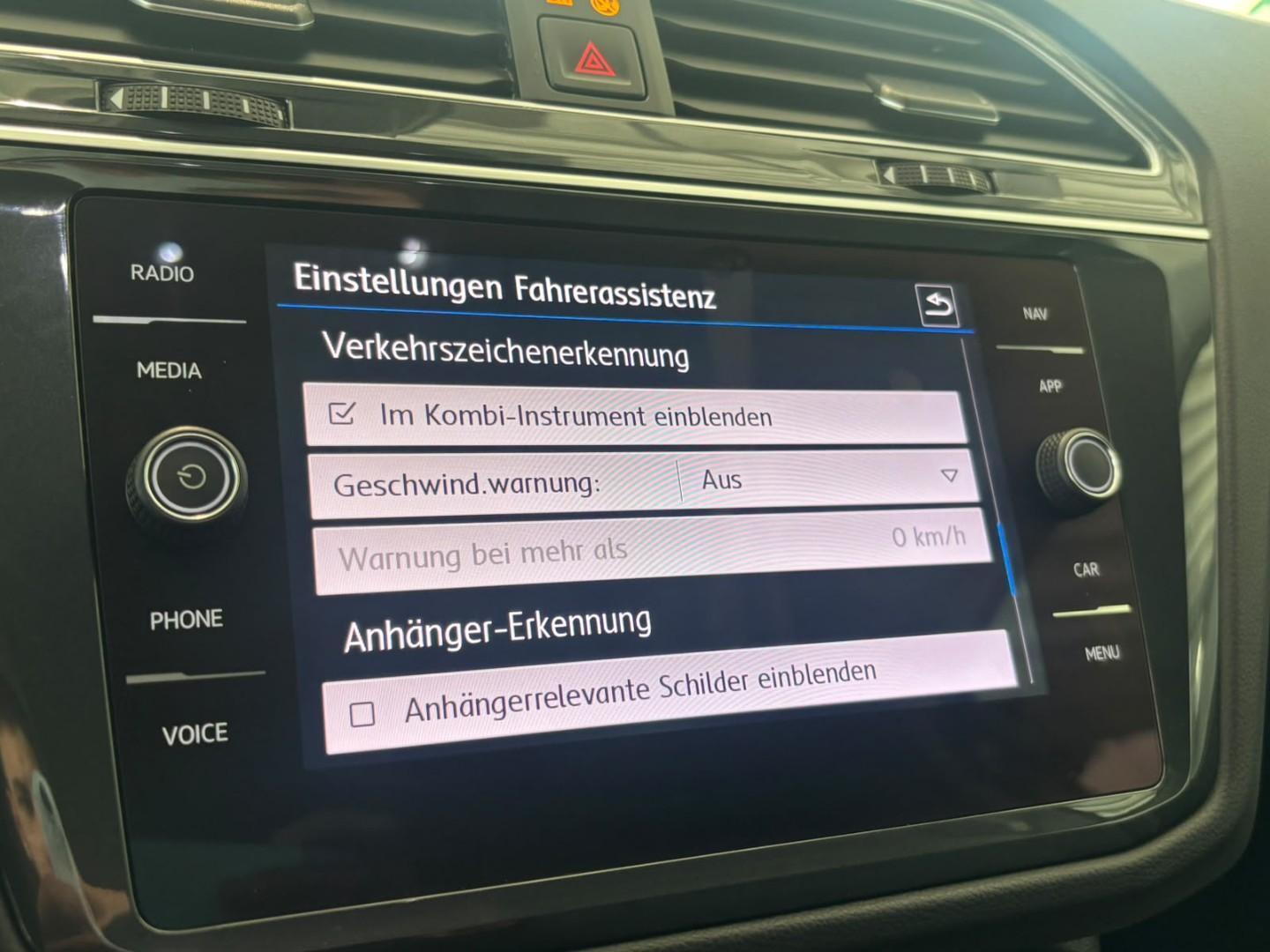 Volkswagen Tiguan Highline 1.5 TSI *AHK/KAMERA/HUD*, миниатюра 24