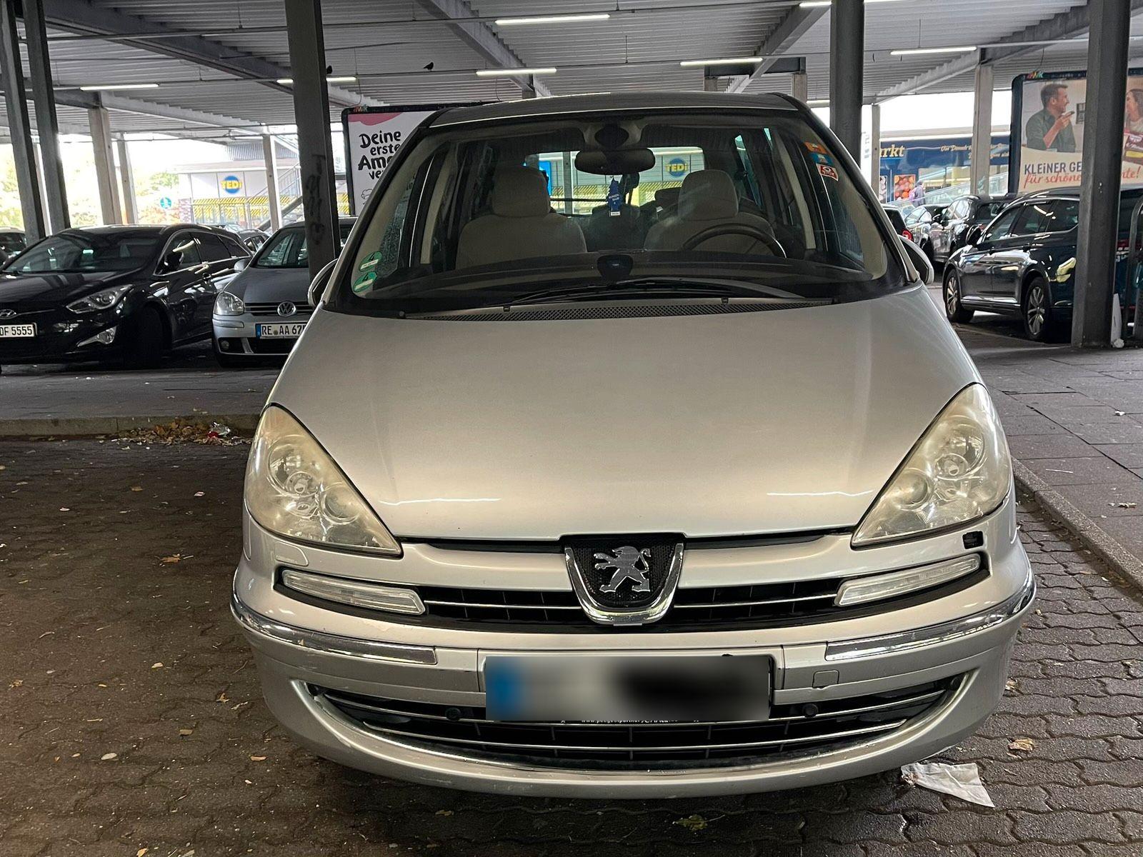 Peugeot 807, 2008