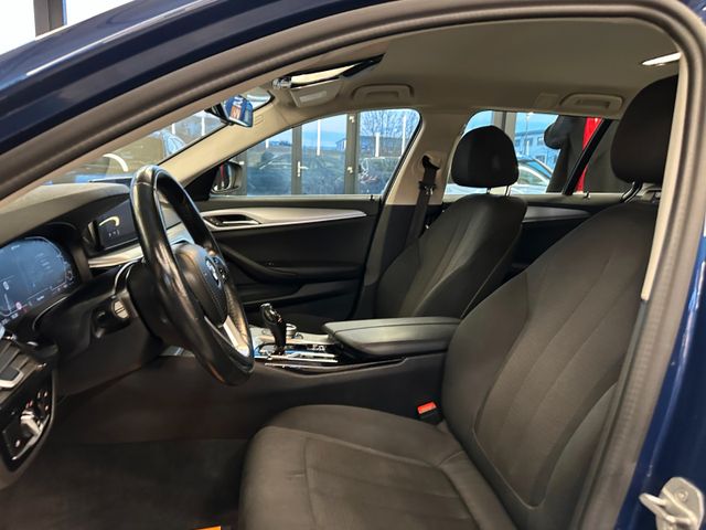 BMW 530 e Touring xDrive *Virtual Cockpit*AHK*LED*BT