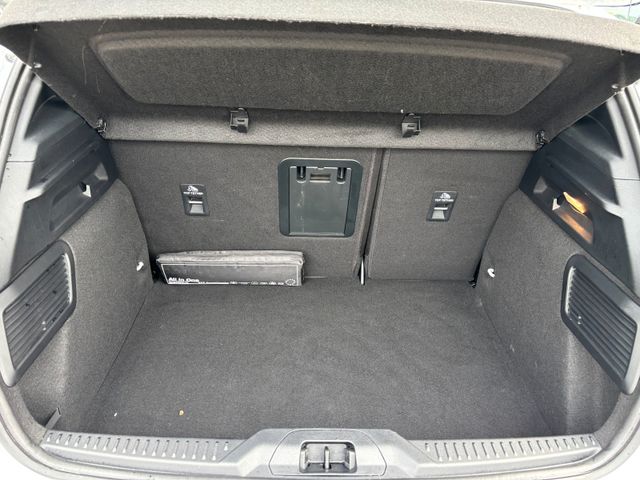 Ford Focus 2.3 EcoBoost ST X NaviLEDTrack-Paket