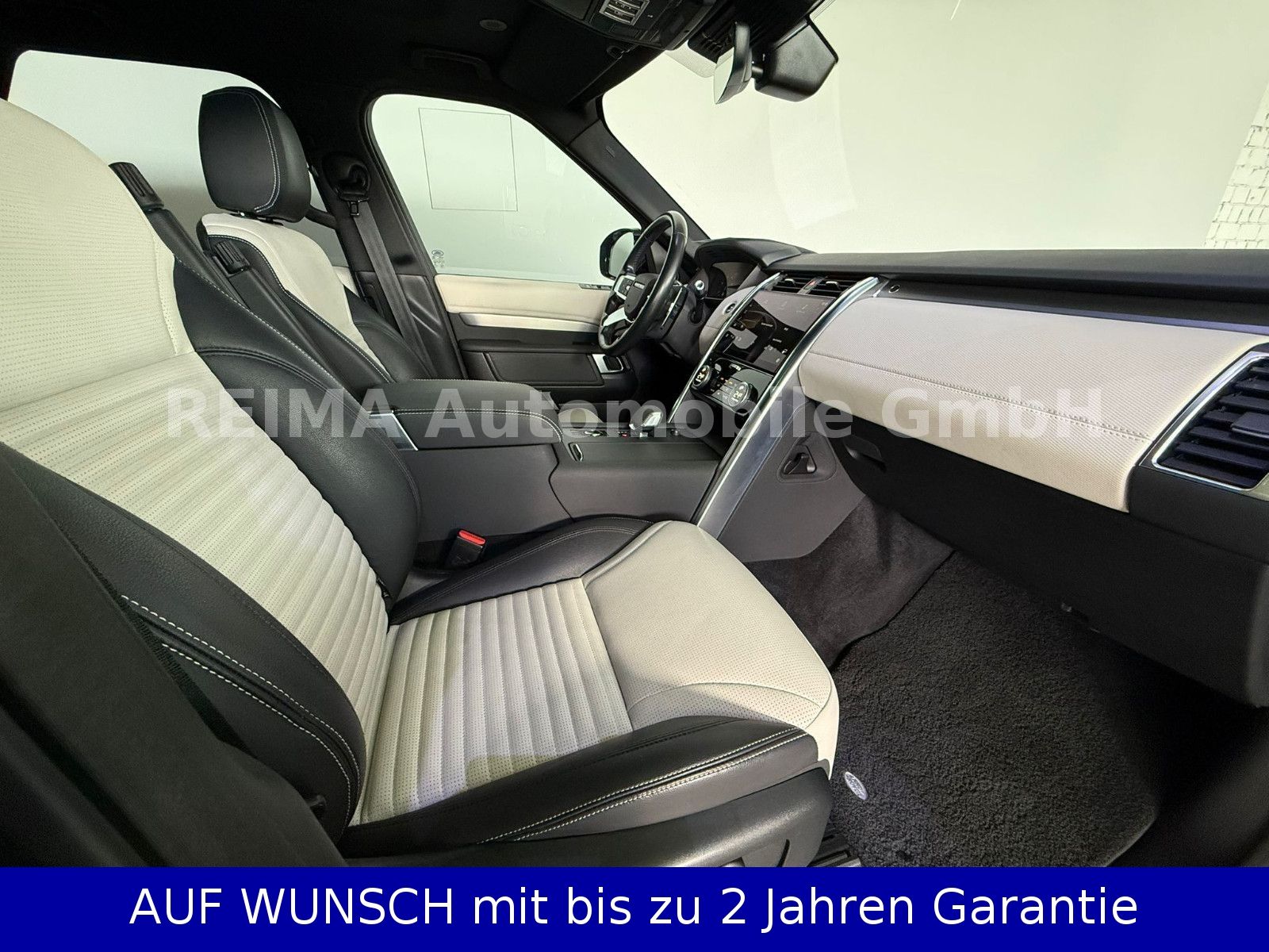 Fahrzeugabbildung Land Rover Discovery 5 HSE P360 AWD, Pano