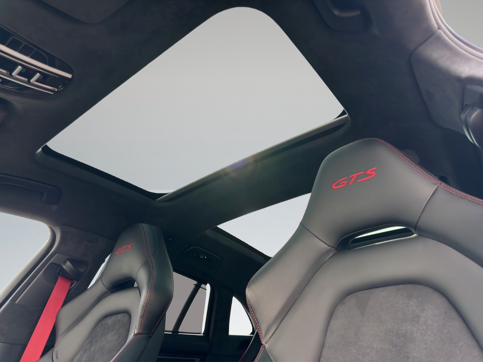 Fahrzeugabbildung Porsche PANAMERA SPORT TURISMO GTS BURM PANO STANDHEIZ